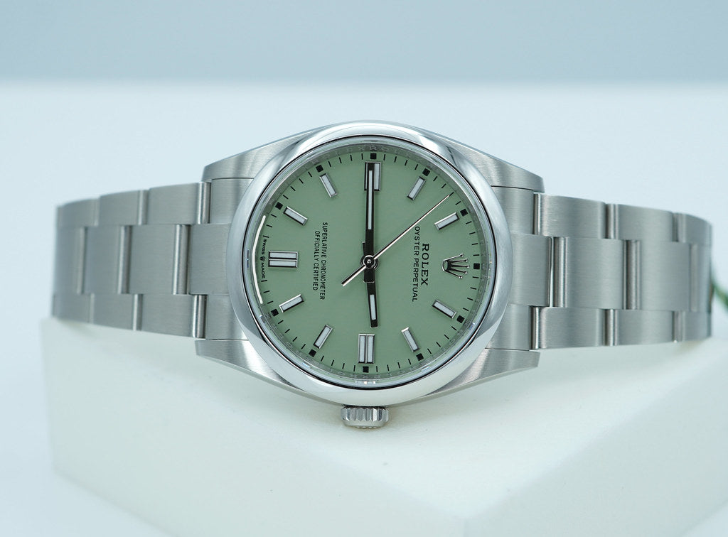 BRAND NEW Rolex 126000 OYSTER PERPETUAL 36 PISTACHIO DIAL 2025 FULL SET