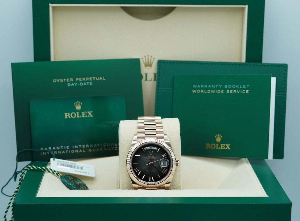 Rolex 228235 DAY DATE 40 ROSE GOLD OMBRE ROMAN DIAL 2025 WARRANTY FULL SET
