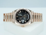 Rolex 228235 DAY DATE 40 ROSE GOLD OMBRE ROMAN DIAL 2025 WARRANTY FULL SET thumbnail 3