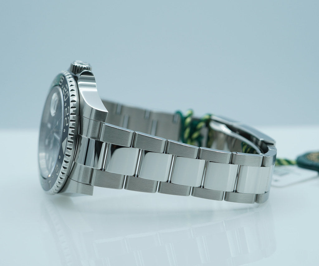 BRAND NEW Rolex 126720VTNR GMT MASTER 2 SPRITE GREEN BLACK BEZEL OYSTER BAND 2025 FULL SET